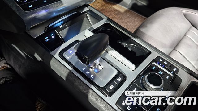 Genesis G80 3.3 GDI AWD Premium Luxury 2018 — фото 9