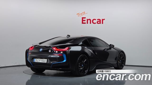 BMW i8 Coupe 2015 — фото 2