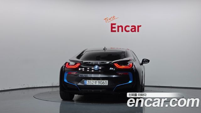 BMW i8 Coupe 2015 — фото 4