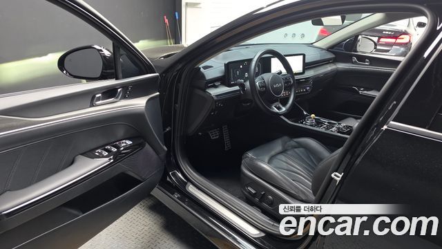 Kia K5 (III) 2.0 Signature 2025 — фото 10