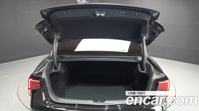 Kia K5 (III) 2.0 Signature 2025 — фото 20