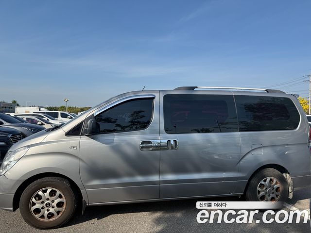 Hyundai Grand Starex 3-Seater VAN CVX Luxury 2012 — фото 5