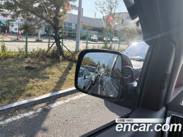 Hyundai Grand Starex 3-Seater VAN CVX Luxury 2012 — фото 22