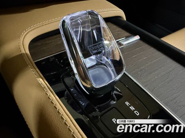 Volvo V90 Cross Country B5 Ultra AWD 2025 — фото 9