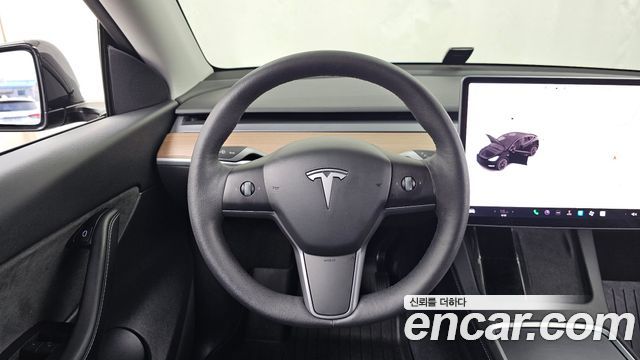 Tesla Model Y Long Range AWD 2022 — фото 13