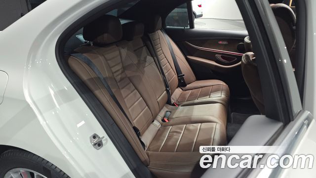 Mercedes-Benz E-Class (W213) E250 Exclusive 2022 — фото 11