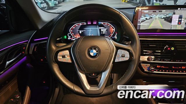 BMW 5 Series (G30) 523d Luxury 2023 — фото 16