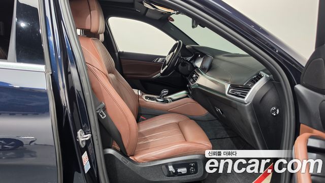 BMW X6 (G06) xDrive40i M Sport 2022 — фото 26