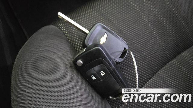 Chevrolet Aveo Hatchback 1.4 Turbo LS Standard 2015 — фото 19
