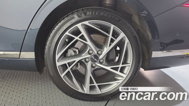 Genesis G90 (RS4) Gasoline 3.5 Turbo AWD 2022 — фото 21