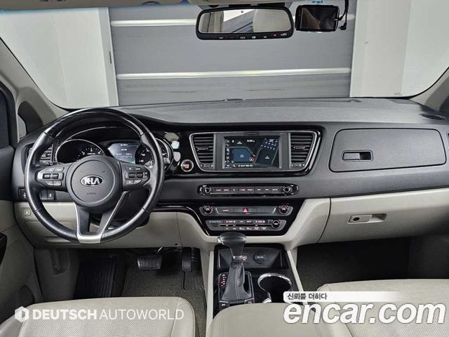 Kia Carnival 11-Seater Prestige 2019 — фото 7