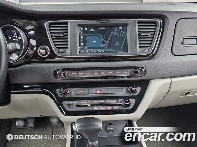 Kia Carnival 11-Seater Prestige 2019 — фото 18