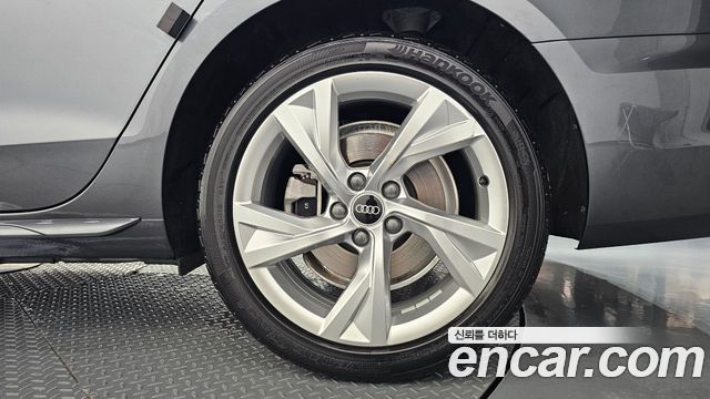 Audi A4 (B9) 40 TFSI Premium 2021 — фото 21