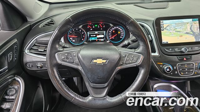 Chevrolet Malibu 1.5 Turbo Perfect Black LTZ 2018 — фото 13