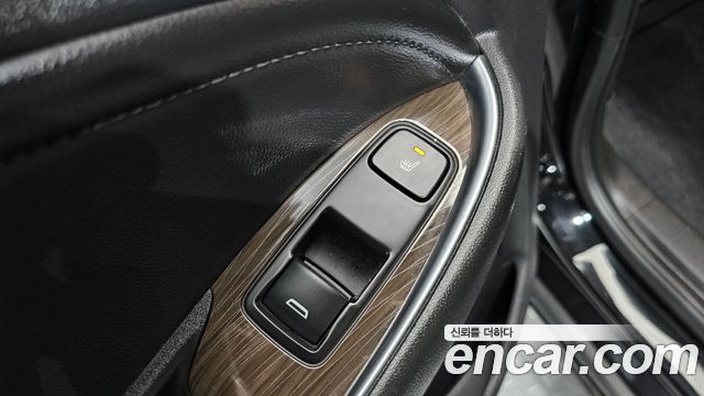 Chevrolet Malibu 1.5 Turbo Perfect Black LTZ 2018 — фото 19