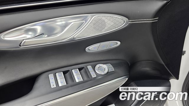 Genesis Electrified (GV70) e-AWD 2022 — фото 27