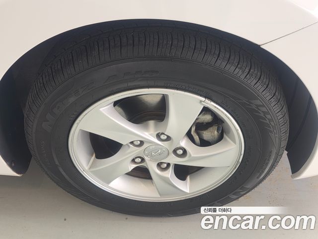 Hyundai Avante 1.6 GDi Style 2014 — фото 5