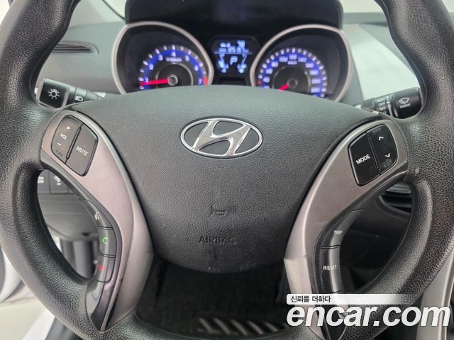 Hyundai Avante 1.6 GDi Style 2014 — фото 19
