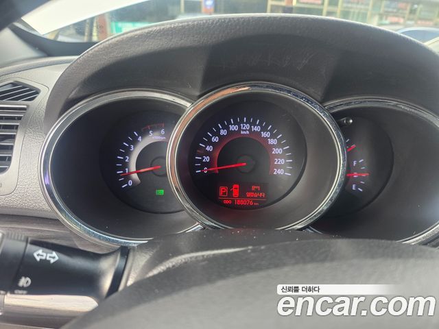 Kia Sorento R Diesel 2.2 2WD TLX High-Deluxe 2012 — фото 8