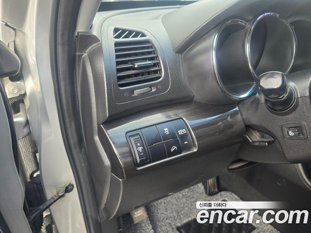 Kia Sorento R Diesel 2.2 2WD TLX High-Deluxe 2012 — фото 21