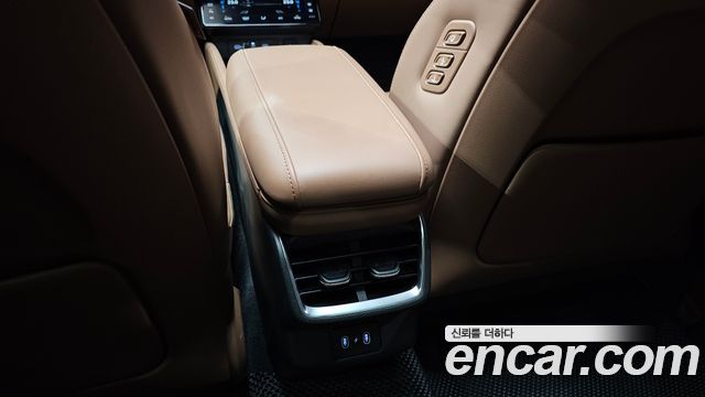 Hyundai Grandeur Hybrid (GN7) Calligraphy 2023 — фото 36