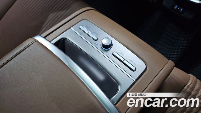 Hyundai Grandeur Hybrid (GN7) Calligraphy 2023 — фото 38