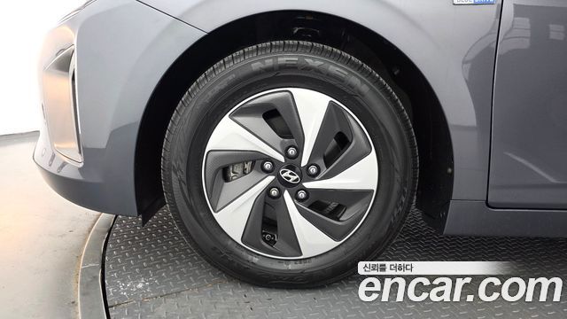 Hyundai Ioniq Hybrid N 2018 — фото 5