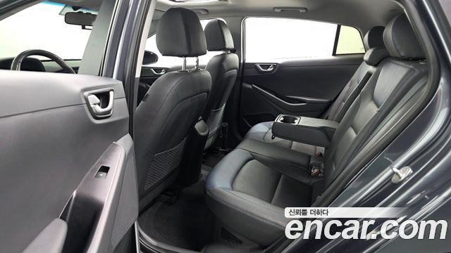 Hyundai Ioniq Hybrid N 2018 — фото 11