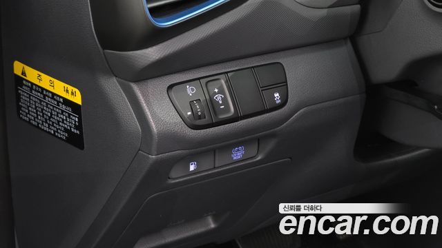Hyundai Ioniq Hybrid N 2018 — фото 15