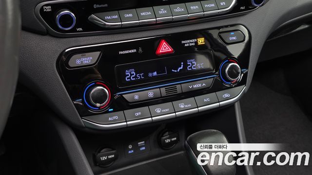 Hyundai Ioniq Hybrid N 2018 — фото 18