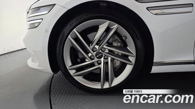 Genesis G80 (RG3) Gasoline 2.5 Turbo AWD 2025 — фото 5