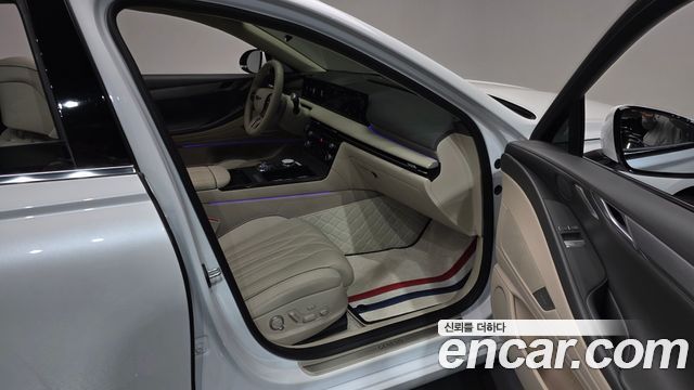 Genesis G80 (RG3) Gasoline 2.5 Turbo AWD 2025 — фото 11