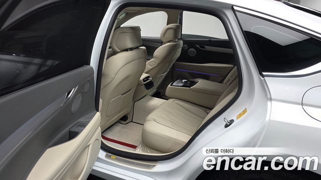 Genesis G80 (RG3) Gasoline 2.5 Turbo AWD 2025 — фото 26