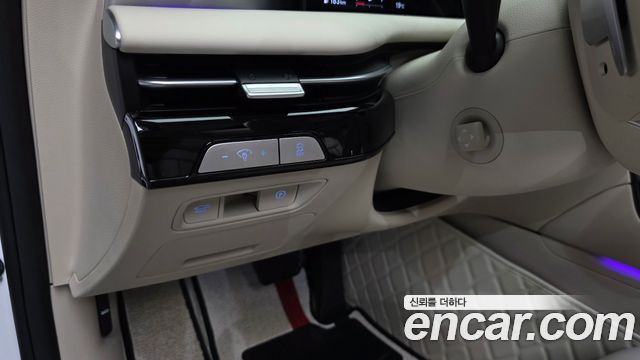 Genesis G80 (RG3) Gasoline 2.5 Turbo AWD 2025 — фото 31