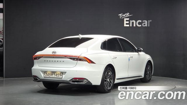 Hyundai Grandeur (IG) 3.0 LPi (Taxi) Deluxe 2022 — фото 2