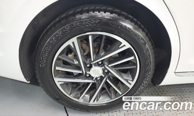 Hyundai Grandeur (IG) 3.0 LPi (Taxi) Deluxe 2022 — фото 5