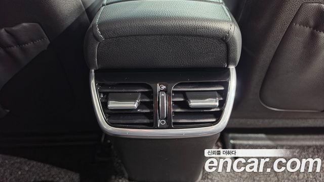 Hyundai Grandeur (IG) 3.0 LPi (Taxi) Deluxe 2022 — фото 17