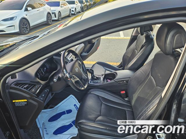 Hyundai Grandeur (HG) HG240 Modern Collection 2016 — фото 9
