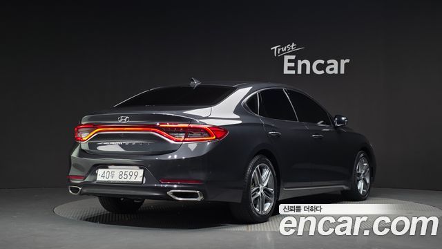 Hyundai Grandeur (IG) 2.4 Premium 2018 — фото 2