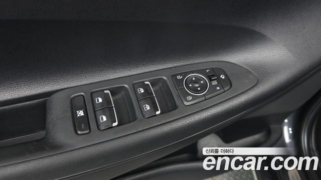 Hyundai Grandeur (IG) 2.4 Premium 2018 — фото 11