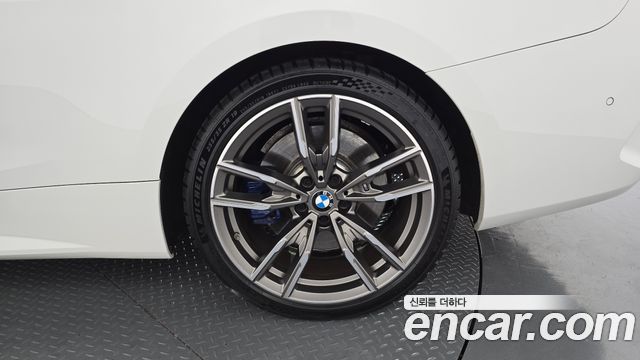 BMW 4 Series (G22) M440i xDrive FIrst Edition Coupe 2021 — фото 27