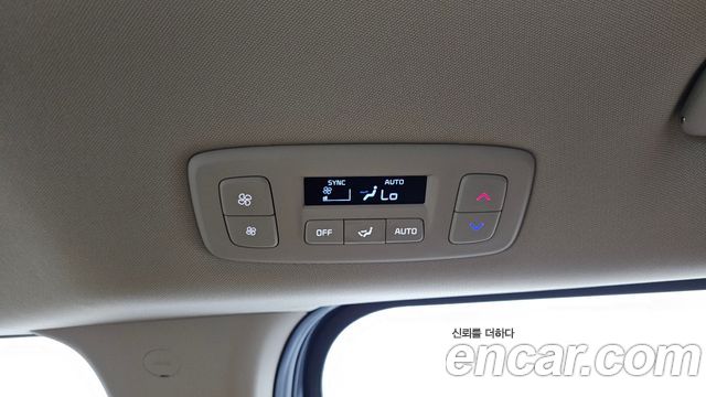 Kia Carnival (IV) Gasoline 9-Seater Prestige 2023 — фото 31