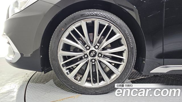 Hyundai Grandeur (IG) 2.4 Exclusive Special 2019 — фото 5