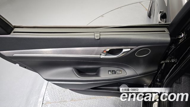 Hyundai Grandeur (IG) 2.4 Exclusive Special 2019 — фото 25
