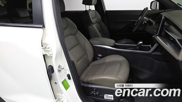 KG Mobility (SsangYong) Torres Gasoline 1.5 2WD T7 2023 — фото 11