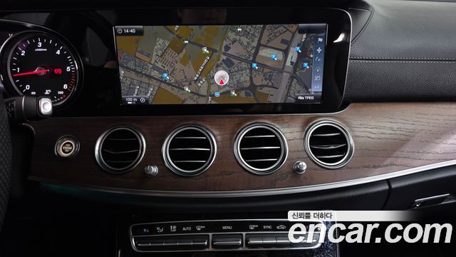 Mercedes-Benz E-Class (W213) E220d Exclusive 2017 — фото 14