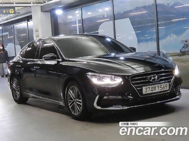 Hyundai Grandeur (IG) 3.0 LPi Modern (Rental Car)