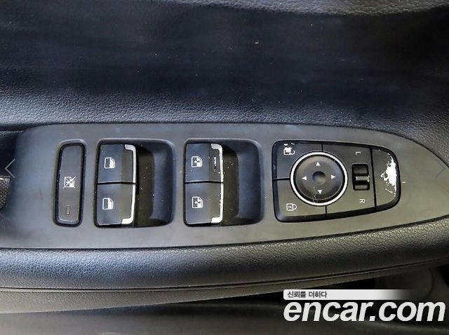 Hyundai Grandeur (IG) 3.0 LPi Modern (Rental Car) 2018 — фото 18