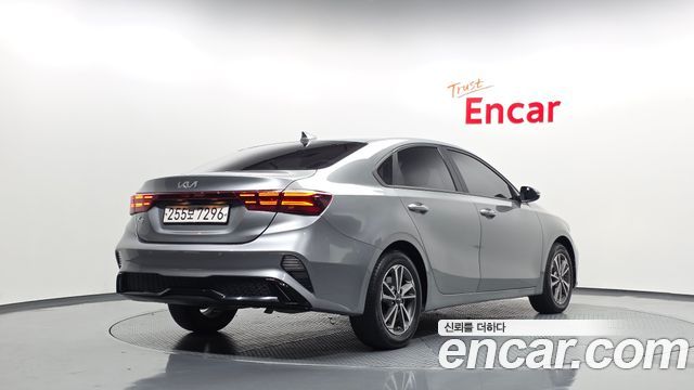 Kia K3 (II) 1.6 Prestige 2022 — фото 2