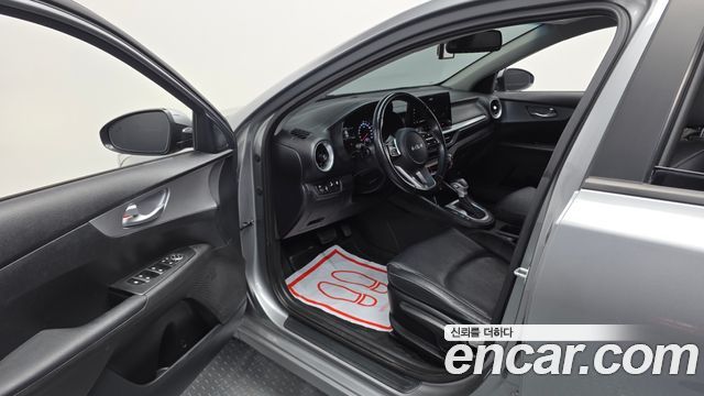 Kia K3 (II) 1.6 Prestige 2022 — фото 10